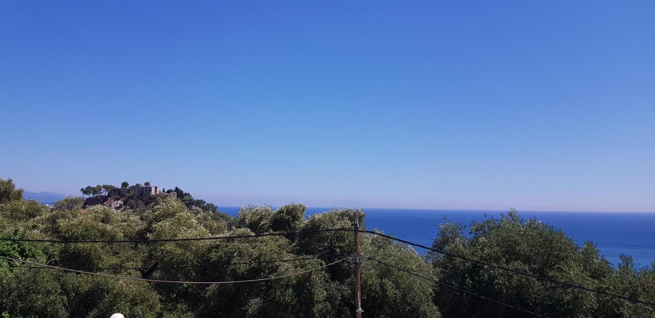 Diogenis Parga Studios Buitenkant foto