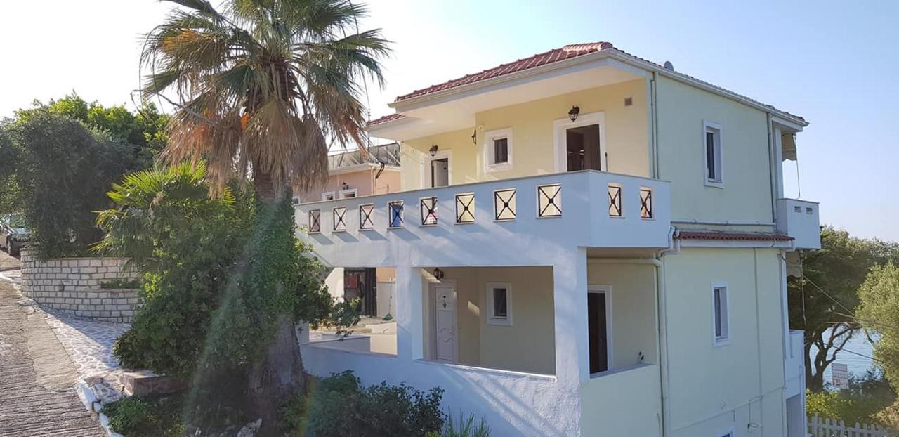 Diogenis Parga Studios Buitenkant foto